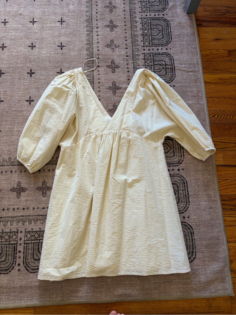 Urban Outfitters Pale Yellow Puff Sleeve V-Neck Dress